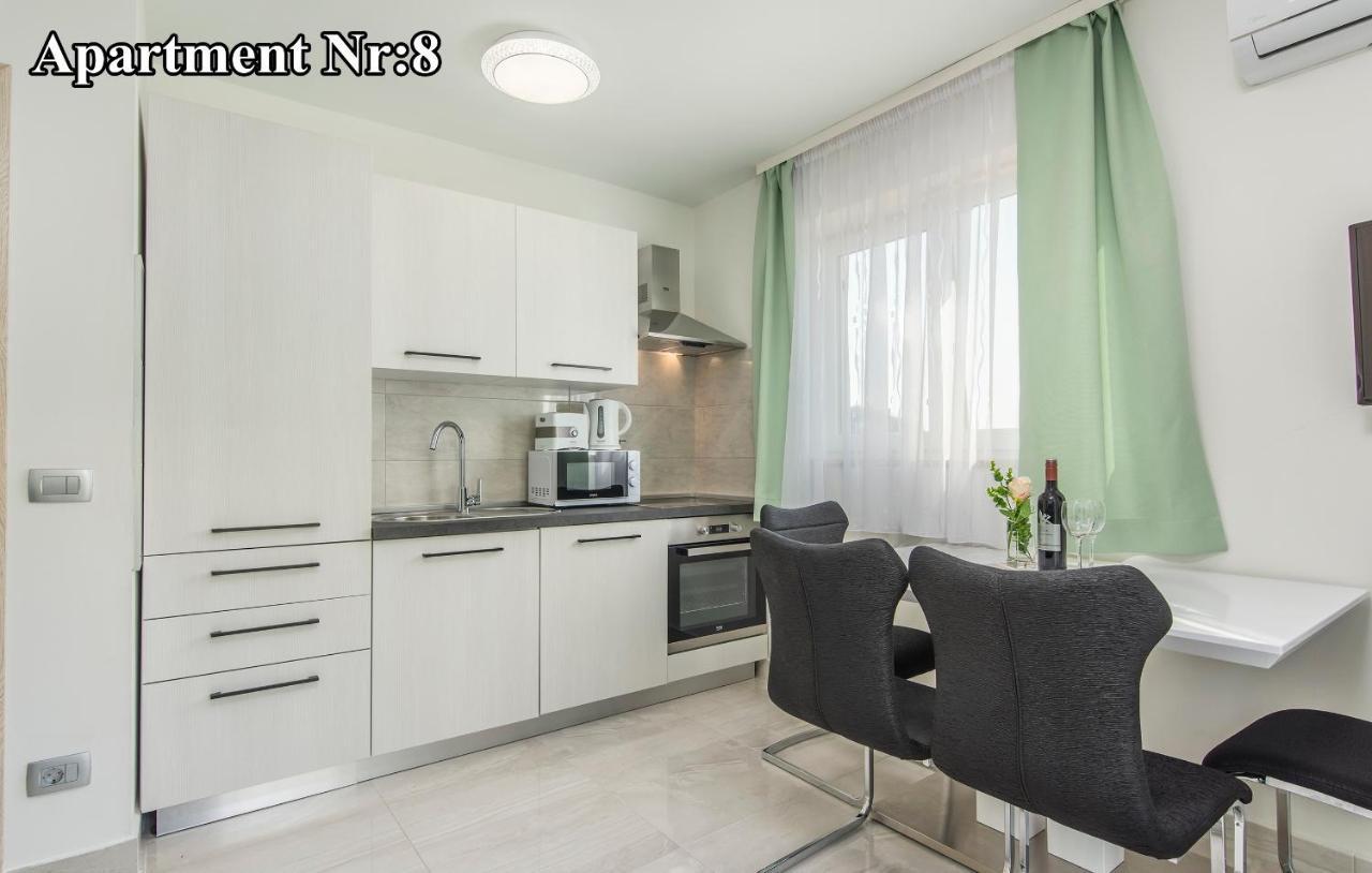 Villa Green Palm Върсар Екстериор снимка