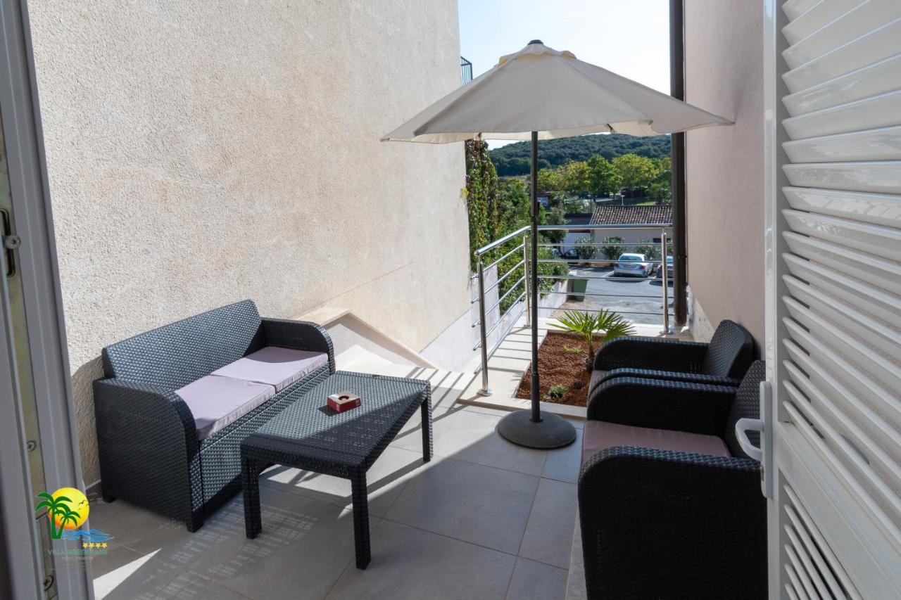 Villa Green Palm Върсар Екстериор снимка