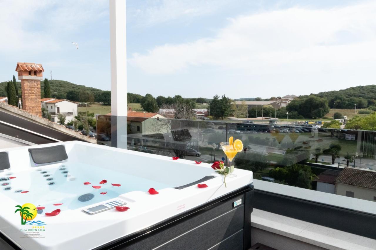 Villa Green Palm Върсар Екстериор снимка